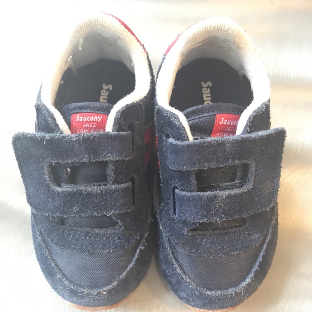 Saucony sneakers boy toddler size 5.5